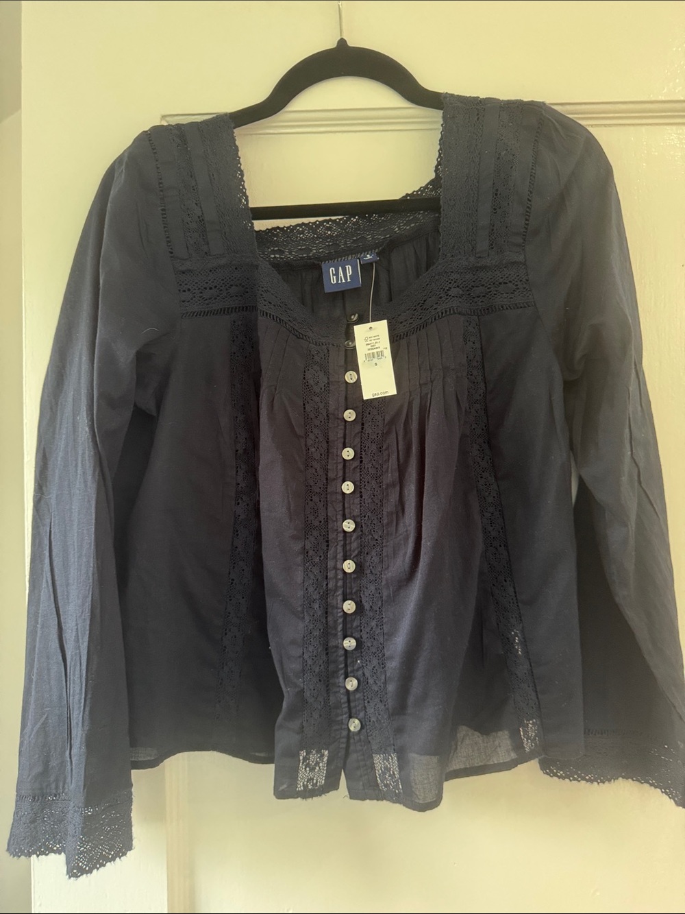 GAP Navy Button-Front Lace Trim Blouse size S